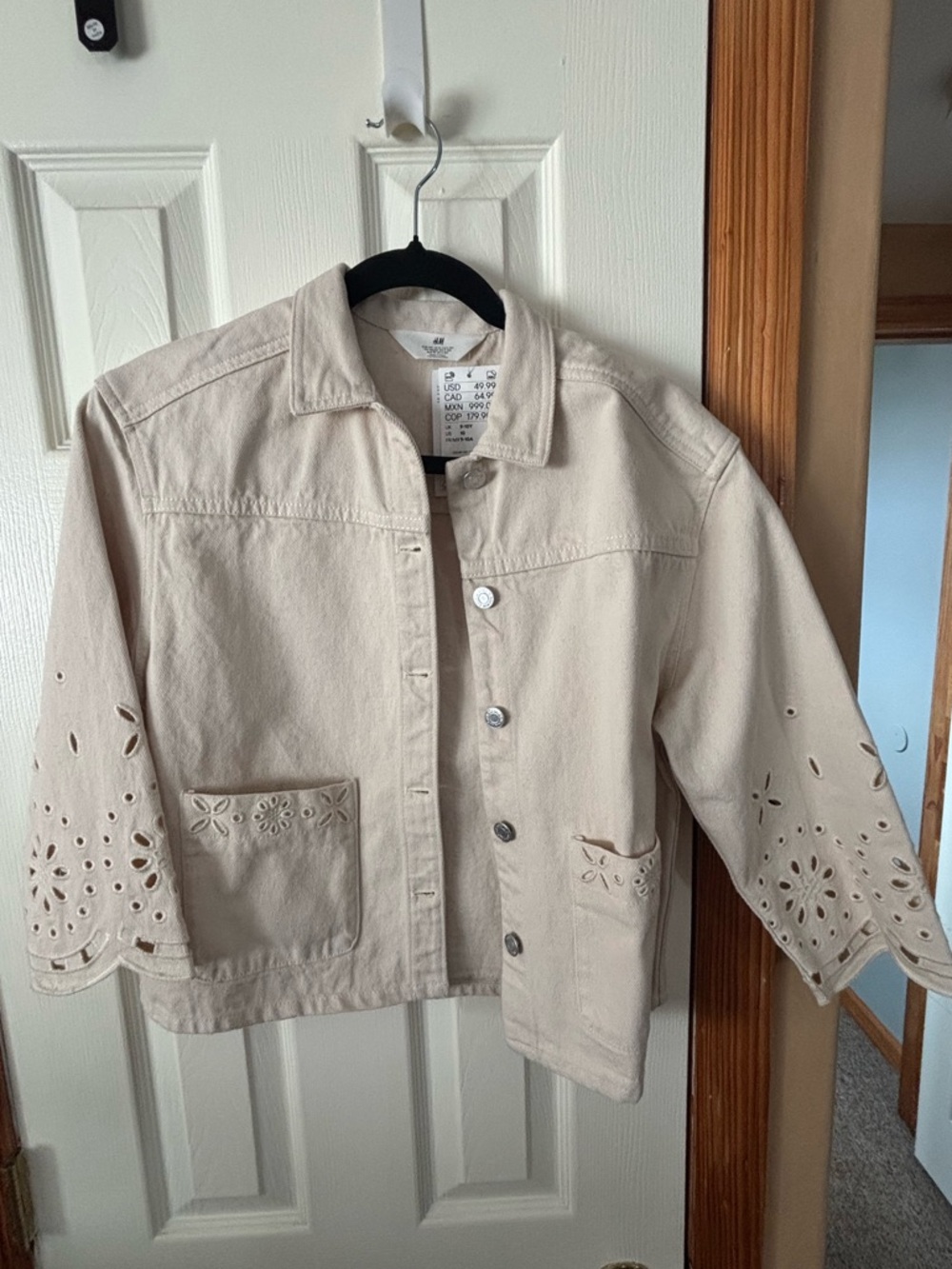 Girls H&M cream color denim jacket (10)